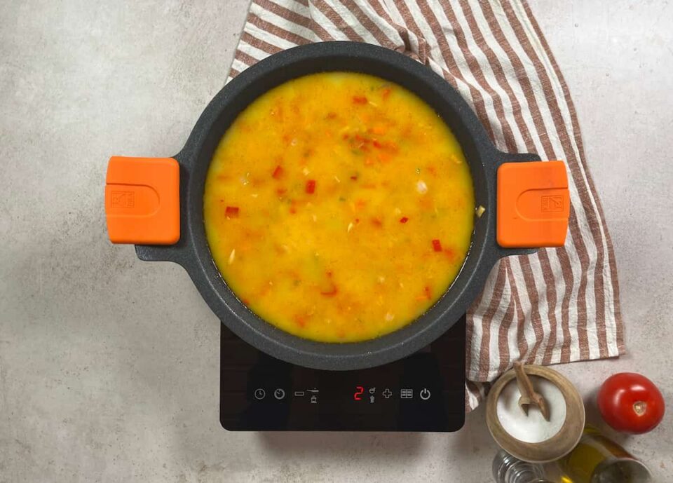 Agregar el caldo