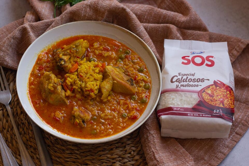 Arroz caldoso con pollo: receta fácil y sabrosa