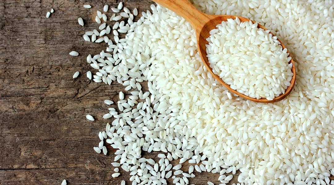 ¿Es seguro consumir arroz crudo? Descubre los riesgos