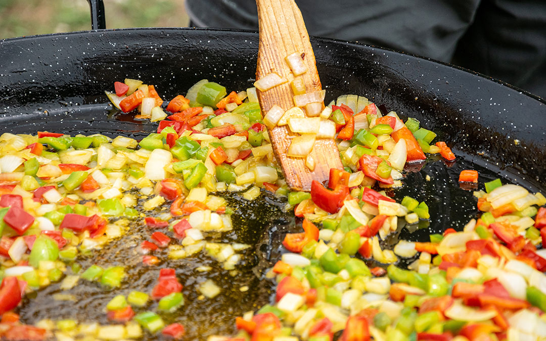 Orígenes y evolución del sofrito en la gastronomía
