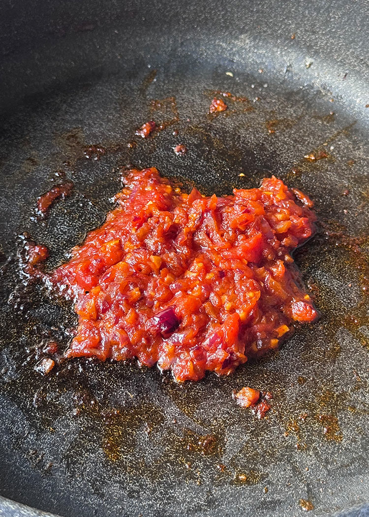sofrito para fideuá con mejillones