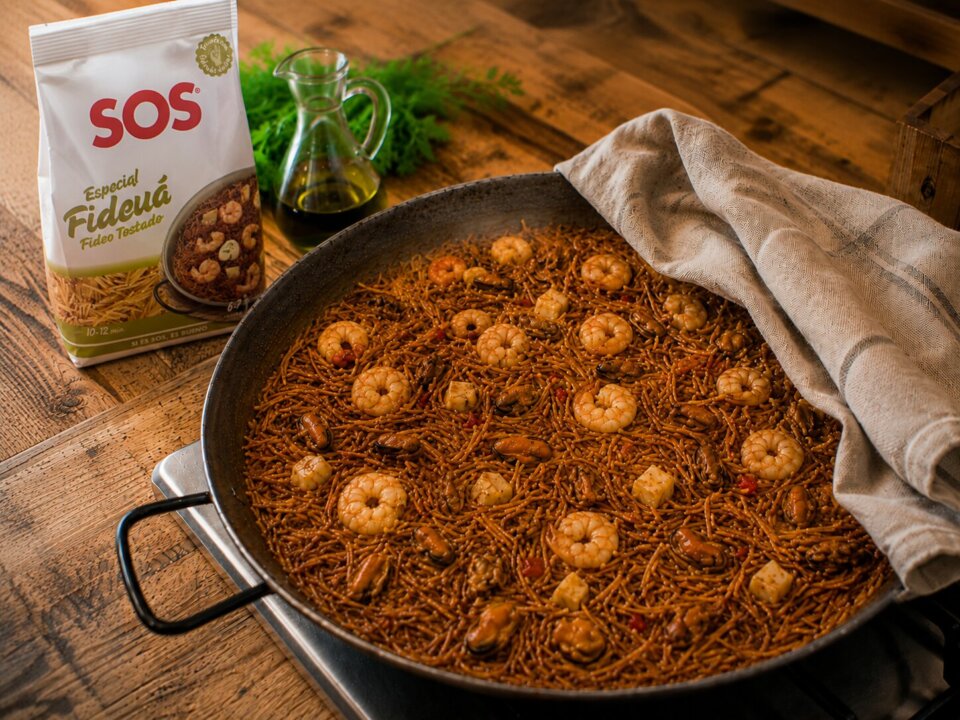 Fideuá tostada de mariscos